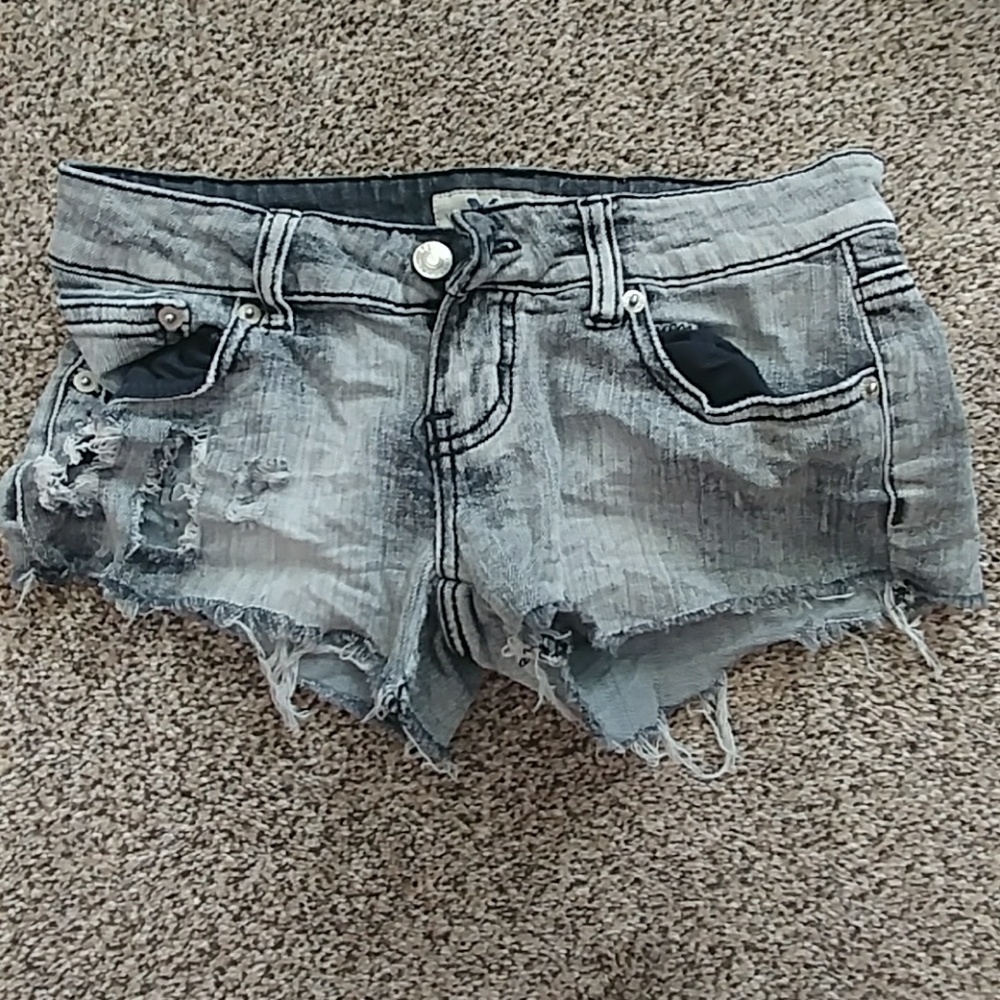 Distressed black/grey shorts with bow detailing